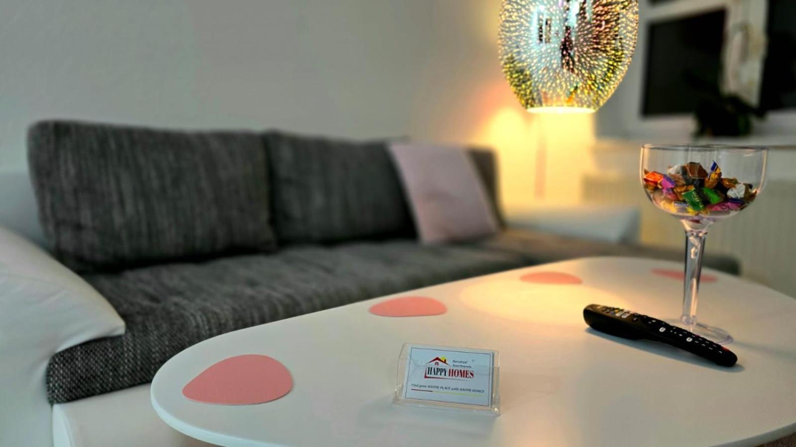 Happy Homes Pink - Up To 5 - Kueche - W-Lan - Netflix - Honig - Badewanne Nidda Eksteriør billede